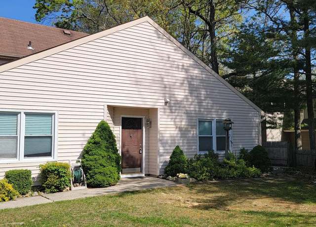 Property at 47 Pin Oak Ln, Little Egg Harbor Twp, NJ 08087, 2 beds, 1 bath