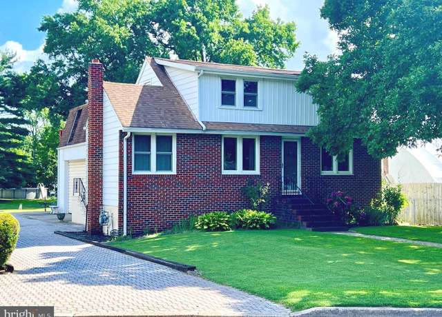 Property at 6 Sunset Ave, Pennsville, NJ 08070, 3 beds, 2 baths