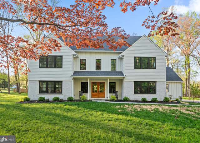 Property at 2 Laurel Dr, Malvern, PA 19355, 4 beds, 4 baths
