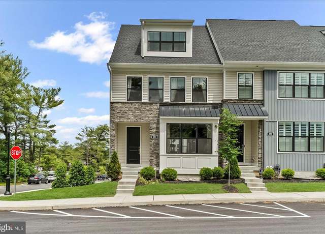 Property at 368 Star Tavern Ln, West Chester, PA 19382, 3 beds, 2.5 baths