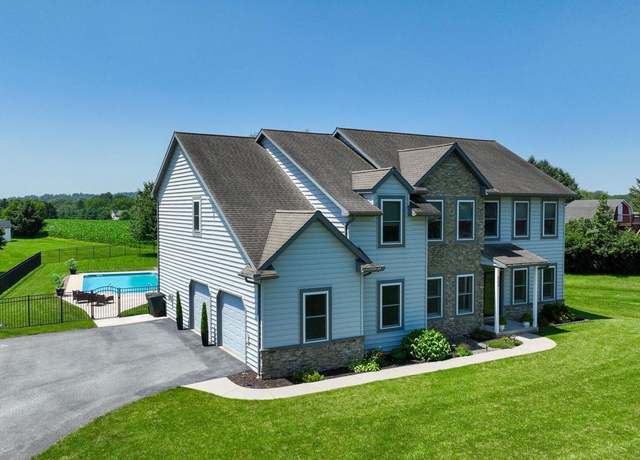 Property at 505 W Route 897, Reinholds, PA 17569, 4 beds, 2.5 baths