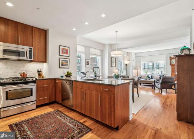 Property at 1425 Locust St Unit 10C, Philadelphia, PA 19102, 2 beds, 2.5 baths