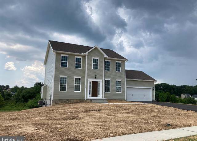 Property at 410 Ripple Dr #55, Hanover, PA 17331, 4 beds, 2.5 baths