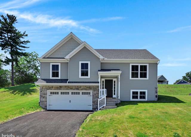 Property at 566 Monocacy Trl, Spring Grove, PA 17362, 3 beds, 3 baths