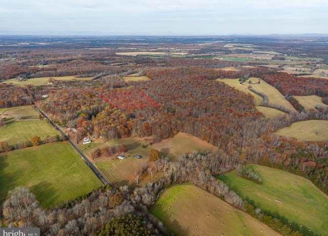 Property at Courtney School, Midland, VA 22728