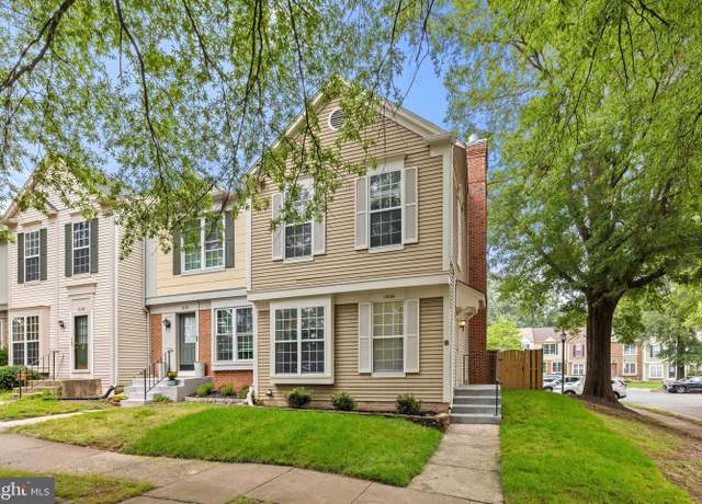Property at 12124 Wedgeway Pl, Fairfax, VA 22033, 2 beds, 3.5 baths