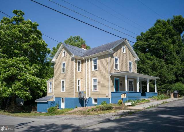 Property at 116 Hess Ave, Martinsburg, WV 25404, 3 beds, 2 baths