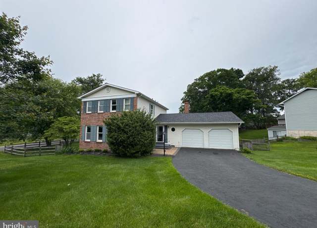Property at 4649 Palomino Ct, Ellicott City, MD 21043, 4 beds, 3.5 baths