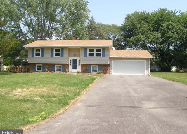 Property at 21456 Lynn Dr, Lexington Park, MD 20653, 4 beds, 3 baths