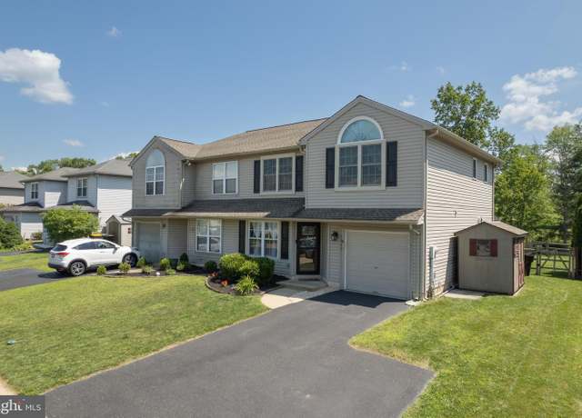 Property at 1160 School House Ln, Quakertown, PA 18951, 3 beds, 1.5 baths