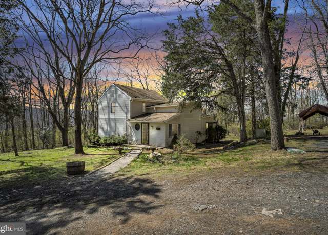Property at 191 Sunshine Ln, Lykens, PA 17048, 3 beds, 1 bath