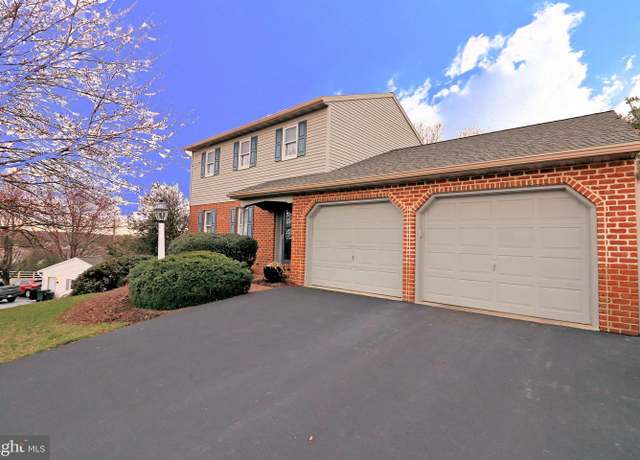 Property at 402 Snyder Hill Rd, Lititz, PA 17543, 3 beds, 2.5 baths