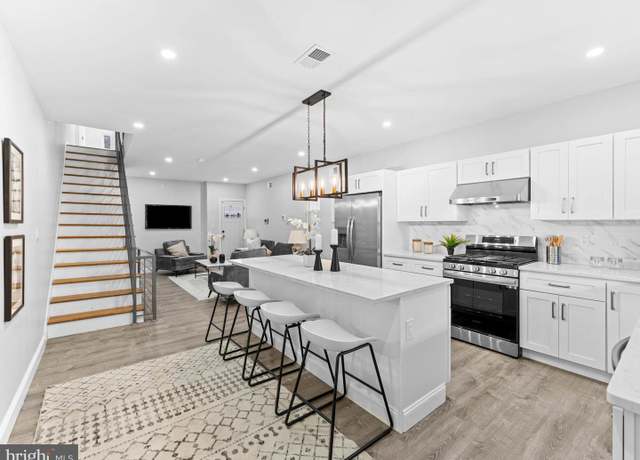 Property at 624 S 42nd St, Philadelphia, PA 19104, 7 beds, 4 baths