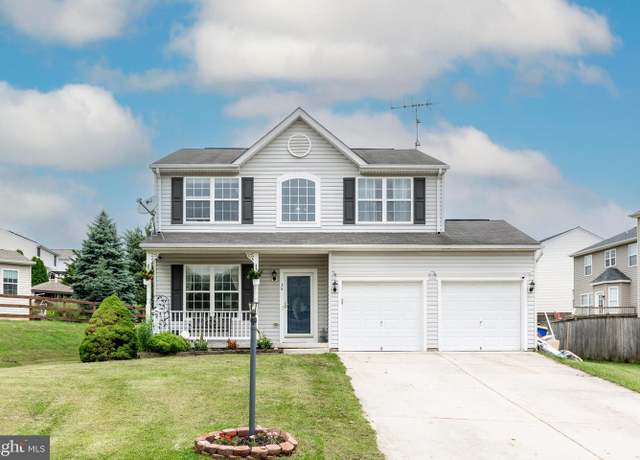 Property at 38 Menlena Cir, Hanover, PA 17331, 4 beds, 2.5 baths