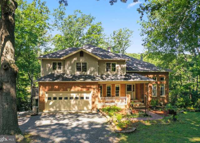 Property at 1181 Belmont Dr, Lancaster, VA 22503, 3 beds, 2.5 baths