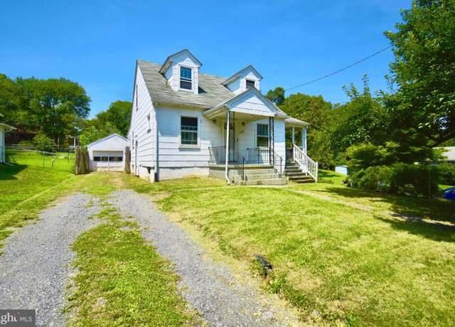 Property at 2531 Hockman Ave, Winchester, VA 22601, 2 beds, 1.5 baths