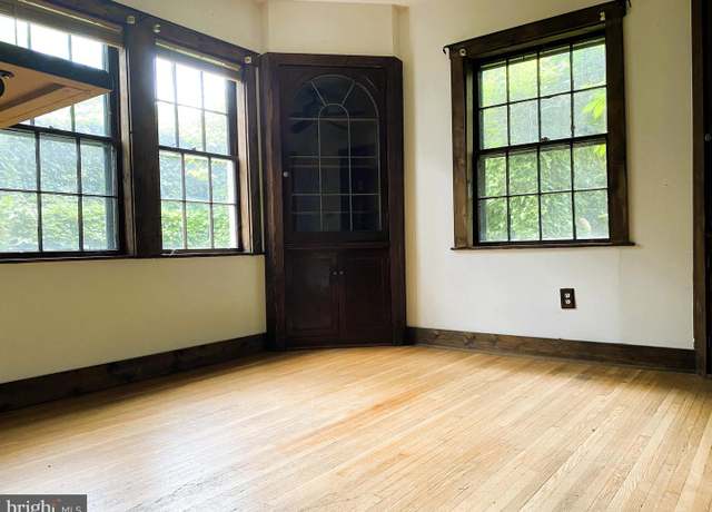 Property at 844 Greene St, Cumberland, MD 21502, 3 beds, 1 bath