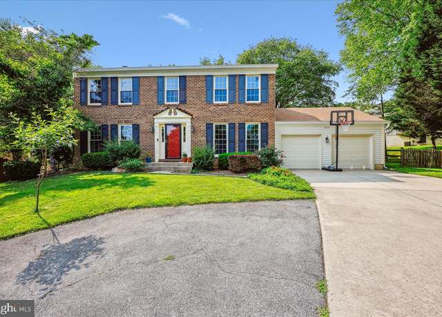 Property at 19112 Gunnerfield Ln, Germantown, MD 20874, 4 beds, 3.5 baths
