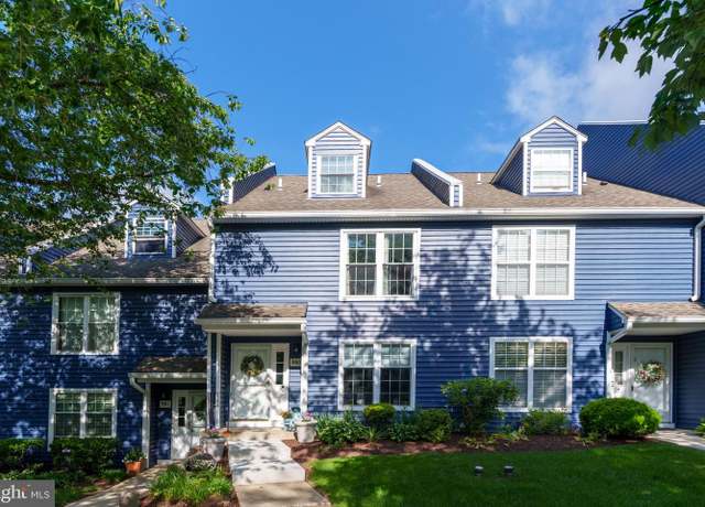 Property at 980 Roundhouse Ct #32, West Chester, PA 19380, 3 beds, 2.5 baths