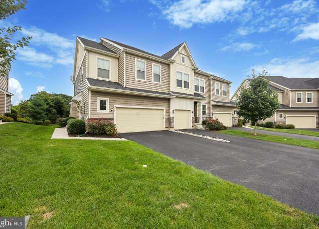 Property at 229 Kestrel Ct, Kennett Square, PA 19348, 3 beds, 2.5 baths