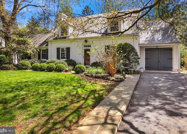 Property at 1512 Hillcrest Rd, Lancaster, PA 17603, 3 beds, 2 baths