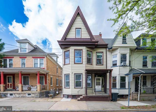 Property at 39 S 10th St, Easton, PA 18042, 4 beds, 1.5 baths