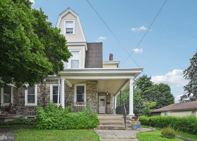 Property at 8029 Pine Rd, Philadelphia, PA 19111, 5 beds, 2.5 baths