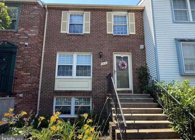 Property at 5231 Pleasure Cove Ct, Alexandria, VA 22315, 3 beds, 2.5 baths