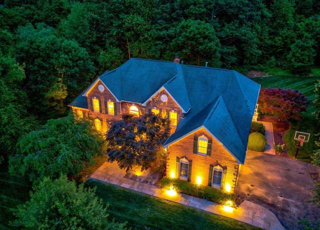 Property at 1011 Preserve Ct, Great Falls, VA 22066, 5 beds, 5.5 baths