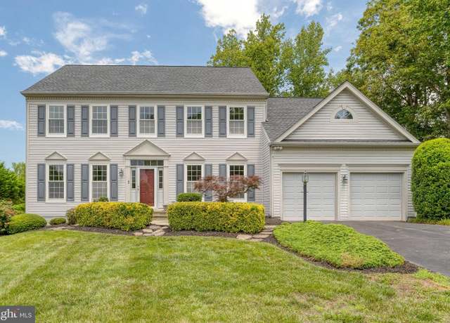 Property at 3652 Knox Ct, Woodbridge, VA 22193, 4 beds, 2.5 baths