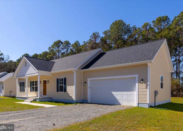 Property at 321 Huntsman Way, Montross, VA 22520, 3 beds, 2 baths