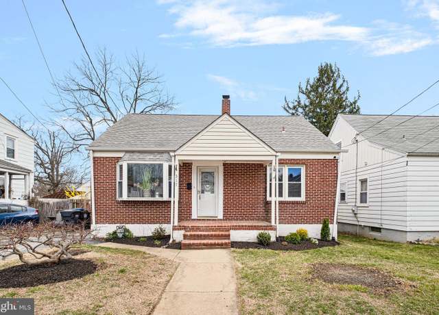 Property at 317 W Summit Ave, Wilmington, DE 19804, 3 beds, 2 baths