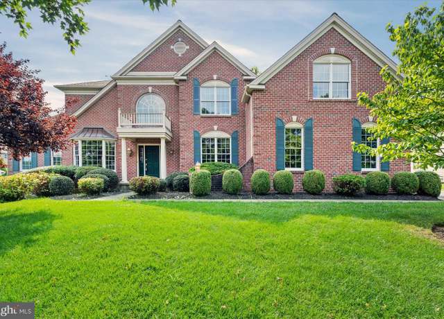 Property at 34 Harvest Ln, Hockessin, DE 19707, 4 beds, 3.5 baths