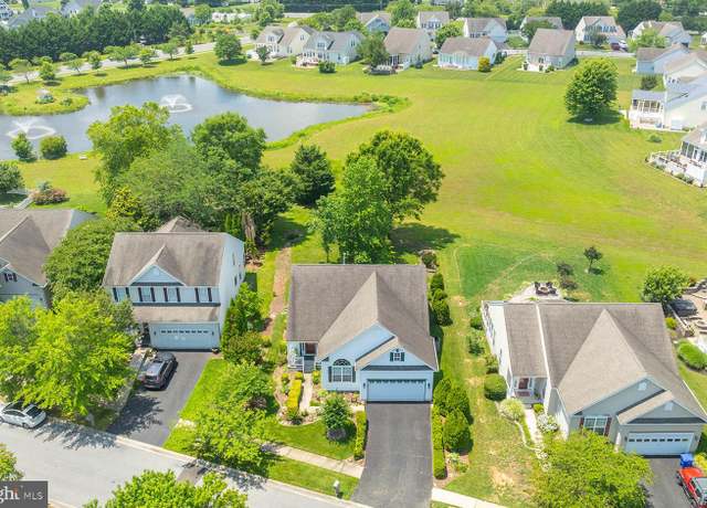 Property at 13 Wauwinet Ct, Rehoboth Beach, DE 19971, 4 beds, 2.5 baths