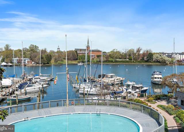 Property at 301 Burnside St Unit B 202, Annapolis, MD 21403, 2 beds, 1 bath