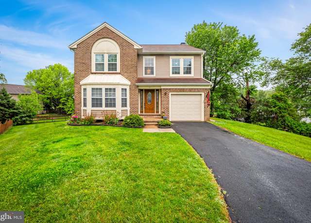 Property at 5 Chancery Ct, Reisterstown, MD 21136, 4 beds, 3.5 baths