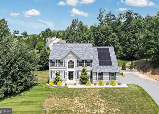 Property at 2812 Ridgeleigh Ct, Manchester, MD 21102, 4 beds, 2.5 baths