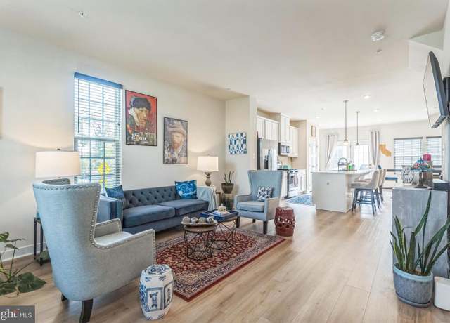 Property at 235 Edwin Rd, Frederick, MD 21702, 3 beds, 3.5 baths