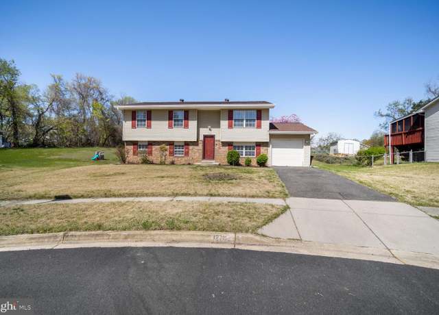 Property at 12702 Hancock Ct, Upper Marlboro, MD 20774, 4 beds, 2 baths