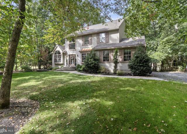 Property at 121 Winchester Way, Shamong, NJ 08088, 4 beds, 2.5 baths
