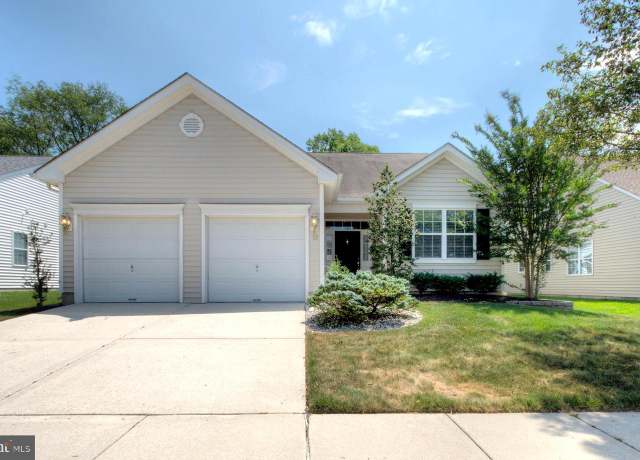 Property at 13 Chew Ln, Sewell, NJ 08080, 2 beds, 2 baths