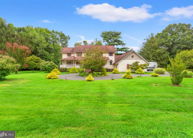 Property at 135 Fort Mott Rd, Pennsville, NJ 08070, 6 beds, 5 baths