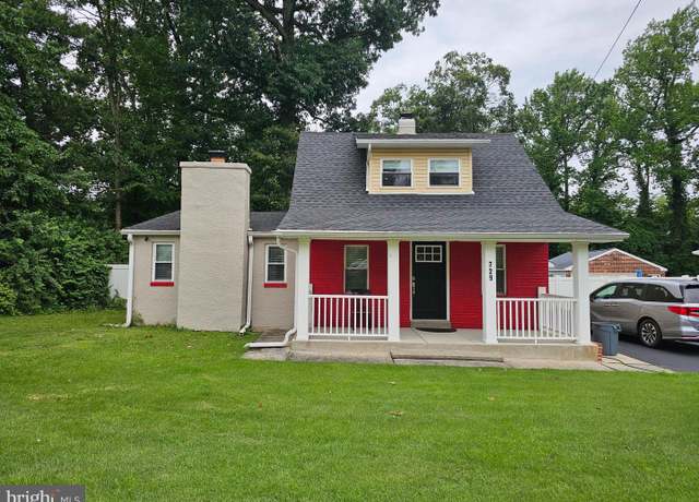 Property at 729 Milmont Ave, Swarthmore, PA 19081, 3 beds, 3 baths
