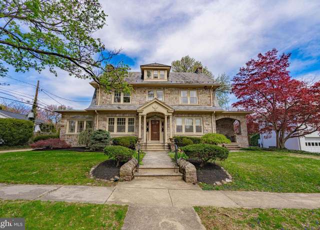 Property at 325 N 28th St, Allentown, PA 18104, 6 beds, 4.5 baths