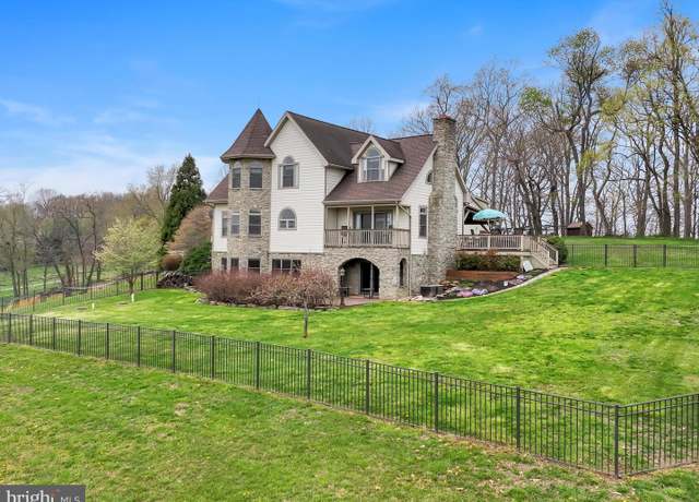 Property at 31 Blue Sky Dr, Wrightsville, PA 17368, 4 beds, 3.5 baths