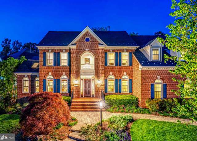 Property at 47024 Berwick Ct, Sterling, VA 20165, 5 beds, 4.5 baths