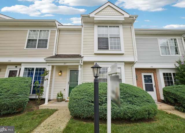 Property at 187 Saint Johns Sq, Sterling, VA 20164, 3 beds, 1.5 baths