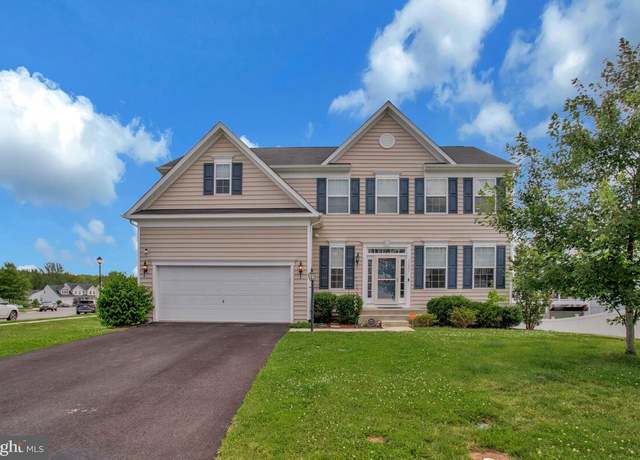 Property at 15801 Aerial View Rd, Woodbridge, VA 22193, 4 beds, 3.5 baths