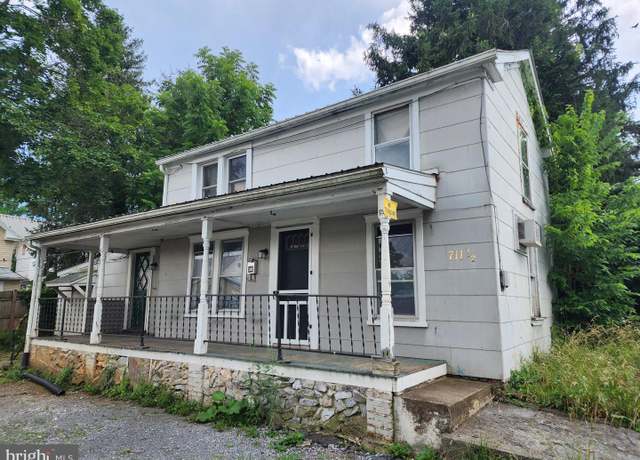 Property at 711 1/2 Raleigh St S, Martinsburg, WV 25401, 3 beds, 1 bath