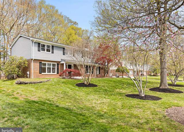 Property at 666 Clifton Dr, Bear, DE 19701, 5 beds, 2.5 baths